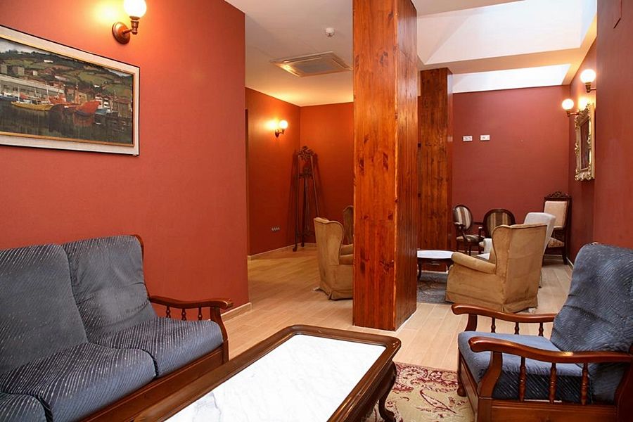 Hotel Villa De Ermua Buitenkant foto